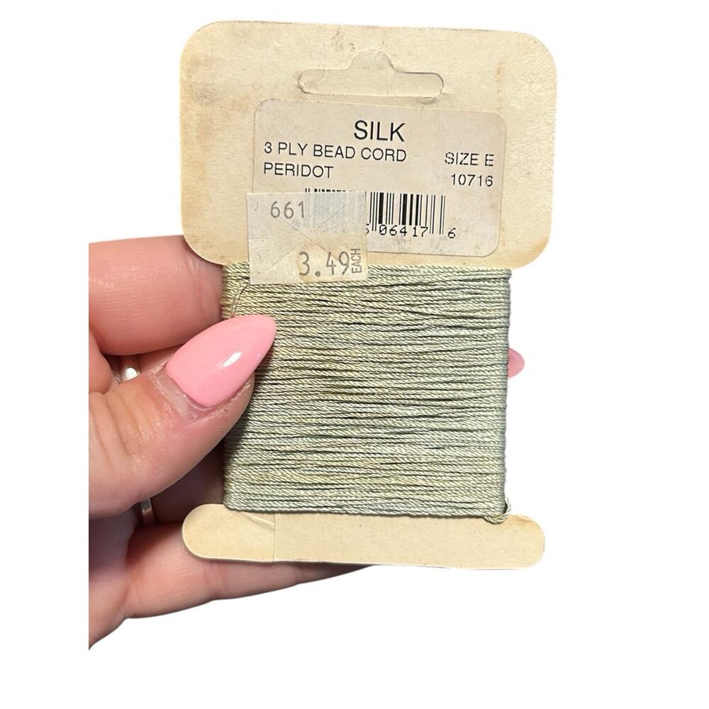 Gudebrod Champion 100% Pure Silk Bead Cord SizeE 3Ply Periodt Discontinued USA - Picture 2 of 2